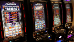 Mechanical Slot Machines